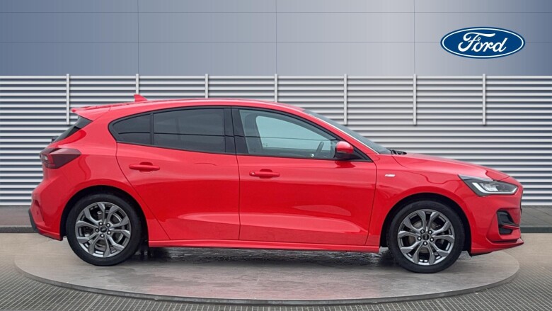 Ford Focus 1.0 EcoBoost 125 ST-Line 5dr Petrol Hatchback